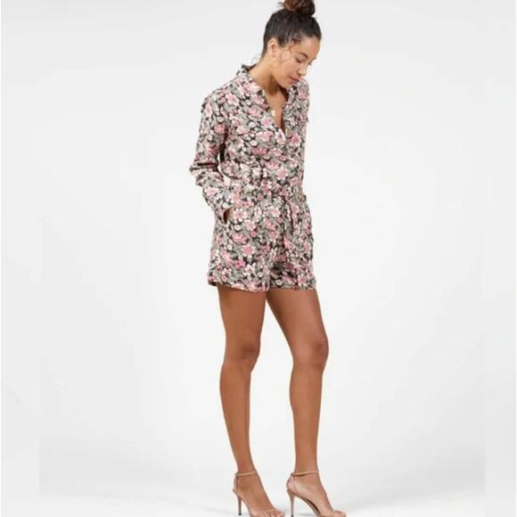 NEW Outerknown Romper Jumpsuit Size M Pink Floral Linen Organic Cotton Shortall - Picture 2 of 16